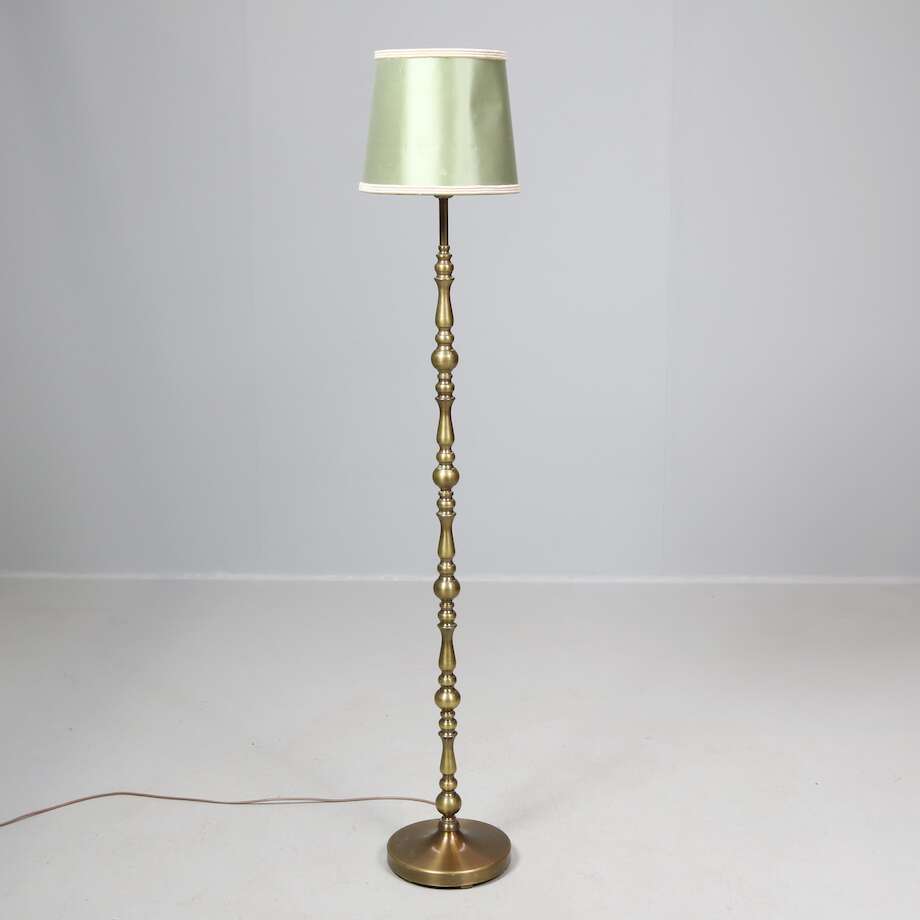 Golvlampa