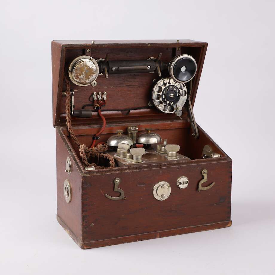 Fälttelefon