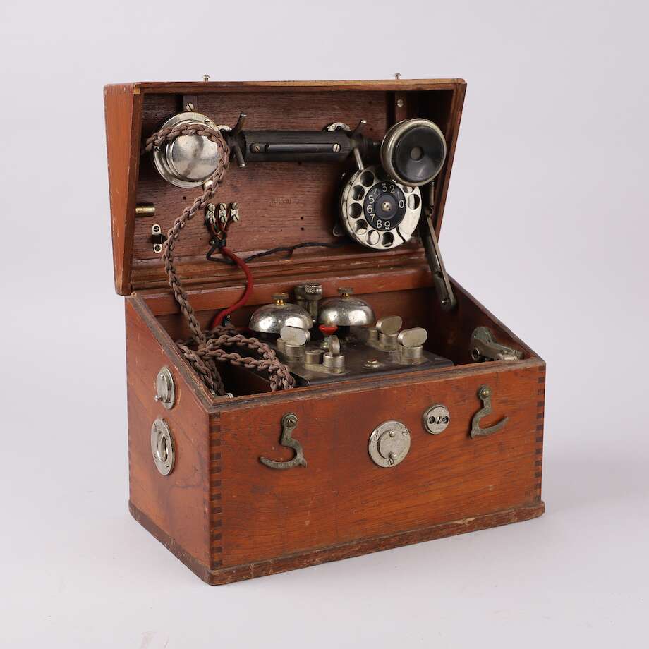 Fälttelefon
